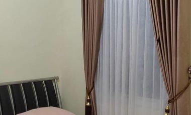 Rumah Bagus Dan Rapi 2 Lantai Di Park Royal Regency OC15394