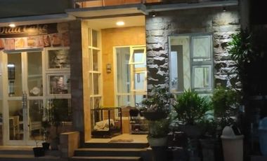 Rumah Bagus Dan Rapi 2 Lantai Di Park Royal Regency OC15394