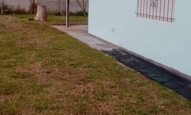 SAN VICENTE: CASA EN BARRIO CERRADO