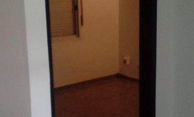 SAN VICENTE: CASA EN BARRIO CERRADO