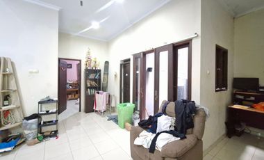 Rumah LT 150 Terawat 10 Menit ke RS Helsa Jatirahayu Bisa KPR J-40239