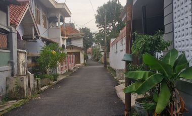 Rumah LT 150 Terawat 10 Menit ke RS Helsa Jatirahayu Bisa KPR J-40239