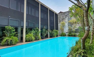 DIJUAL RUMAH MODERN KONTEMPORER at Jl KEMANG JAYA, JAKSEL
