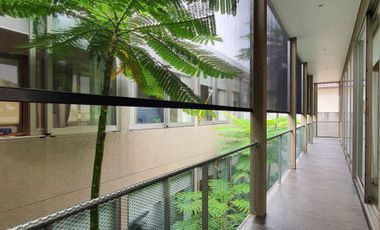 DIJUAL RUMAH MODERN KONTEMPORER at Jl KEMANG JAYA, JAKSEL