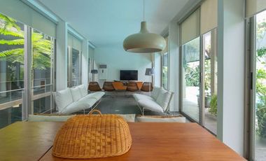 DIJUAL RUMAH MODERN KONTEMPORER at Jl KEMANG JAYA, JAKSEL