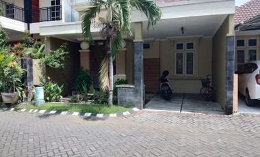 Rumah siap huni dan bagus di palm spring jambangan luas 8x14 harga nego lokasi elite