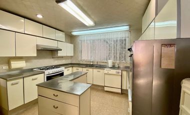 SE VENDE RESIDENCIA EN LOMAS DE VISTA HERMOSA, CUAJIMALPA