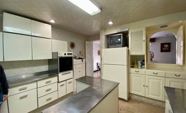 SE VENDE RESIDENCIA EN LOMAS DE VISTA HERMOSA, CUAJIMALPA