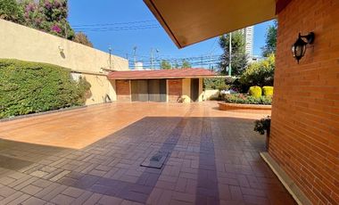 SE VENDE RESIDENCIA EN LOMAS DE VISTA HERMOSA, CUAJIMALPA