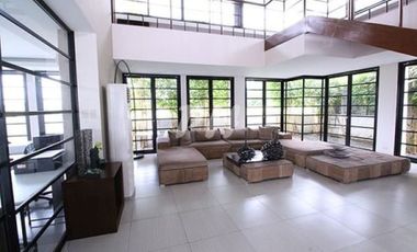 Luxury House and Lot in Sta. Rosa Laguna near Santa Rosa-Tagaytay Road PH794