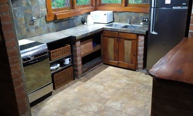 CABAÑA EN VENTA EN MAR DE LAS PAMPAS