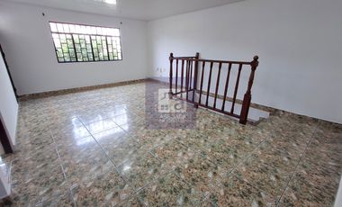 COD. 6213 - SE ARRIENDA APARTAMENTO - BARRIO:  VILLABEL