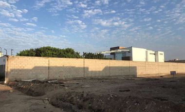 VENTA DE TERRENO EN LA ENCANTADA DE VILLA