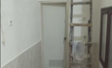 Rumah disewakan "Baru Renovasi"