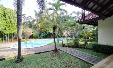 Town House di Cipete Dilengkapi Private Pool & Kondisi Semi Furnished HSE-A0535
