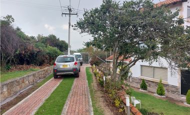 Arriendo casa campestre en la conejera