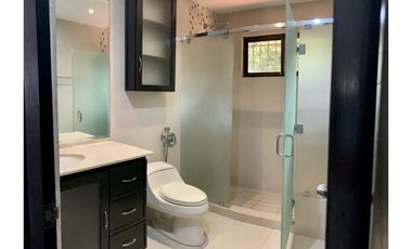 SE VENDE HERMOSA CASA EN LA ALAMEDA