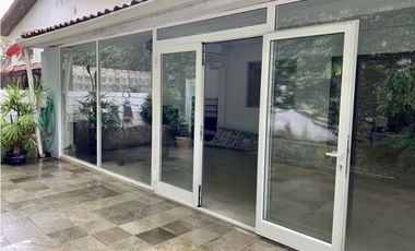 SE VENDE HERMOSA CASA EN LA ALAMEDA