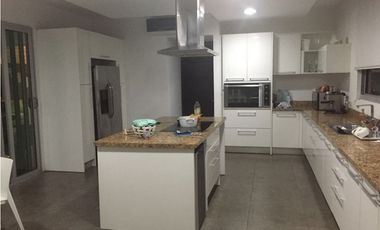 VENTA CASA DE PLAYA EN GORGONA.