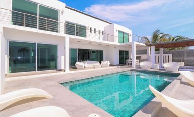 VENTA CASA DE PLAYA NUEVA GORGONA