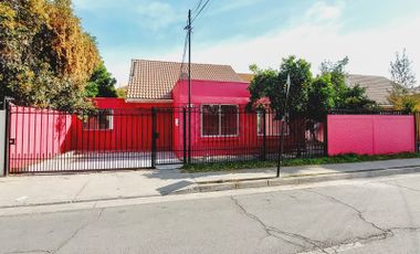 Amplia Casa En Villa Los Cantaros, Quilicura, Terreno 279 M2