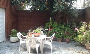 Chalet cuatro ambientes. Paunero 2200. Mar del Plata. Venta.