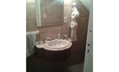 Chalet cuatro ambientes. Paunero 2200. Mar del Plata. Venta.