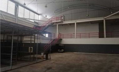 VENTA DE EDIFICIO EN SANTA MARIA  GALERA, OFICINA ,1178 M2 CONSTRUCION