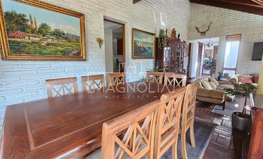 ALTO LAS CONDES- IMPECABLE - RENOVADA - TALLER INDEPENDIENTE