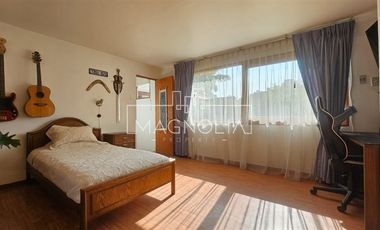 ALTO LAS CONDES- IMPECABLE - RENOVADA - TALLER INDEPENDIENTE