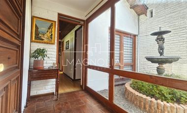 ALTO LAS CONDES- IMPECABLE - RENOVADA - TALLER INDEPENDIENTE