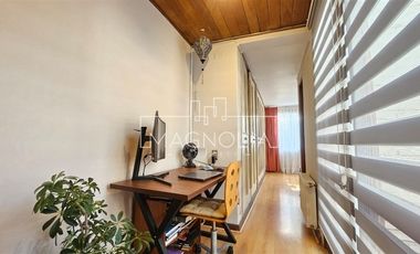 ALTO LAS CONDES- IMPECABLE - RENOVADA - TALLER INDEPENDIENTE