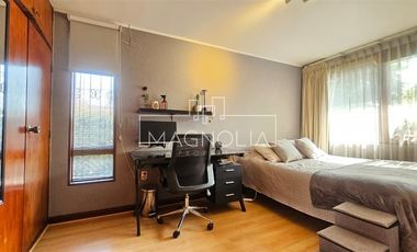 ALTO LAS CONDES- IMPECABLE - RENOVADA - TALLER INDEPENDIENTE