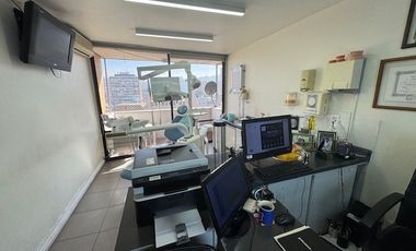 Venta Consulta Dental equipada 2P/2B Panoramico Providencia