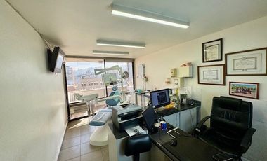 Venta Consulta Dental equipada 2P/2B Panoramico Providencia