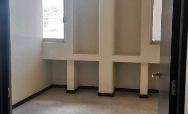 EN RENTA EDIFICIO CENTRICO EN EXCELENTES CONDICIONES EN PACHUCA