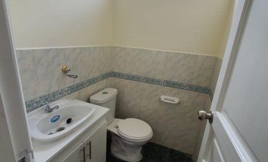 Vendo departamento central en Loja