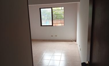 casa en venta en urb. almenares de la merced. Cod V120256