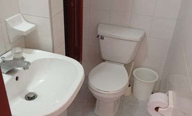 casa en venta en urb. almenares de la merced. Cod V120256