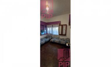 Casa  en Venta El Palomar / Moron (B110 755)