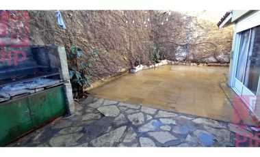 Casa  en Venta El Palomar / Moron (B110 755)