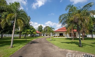 4 Bedroom House for sale in Nam Phrae, Chiang Mai