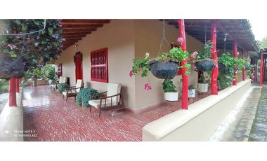 Finca en hermoso lote plano en Guarne Vereda Los Molinos / Los Mejía