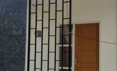 Rumah modern dekat kampung inggris pare kediri