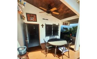 SE VENDE CASA AMPLIA EN LIMAJO