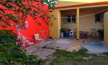 CASA EN VENTA EN ZONA TERMINAL DE OMNIBUS