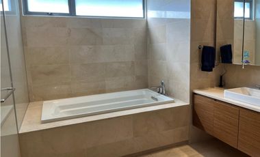 Apartamento en venta PH Azalea-Santa Maria (AA)