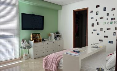 Apartamento en venta PH Azalea-Santa Maria (AA)