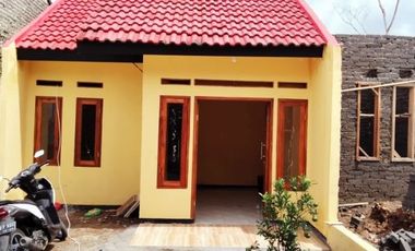 Yuk tunggu apalagi beli rumahnya sekarang juga!