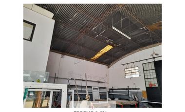GALPON COMERCIAL Y CASA EN CALLE CASTELLI